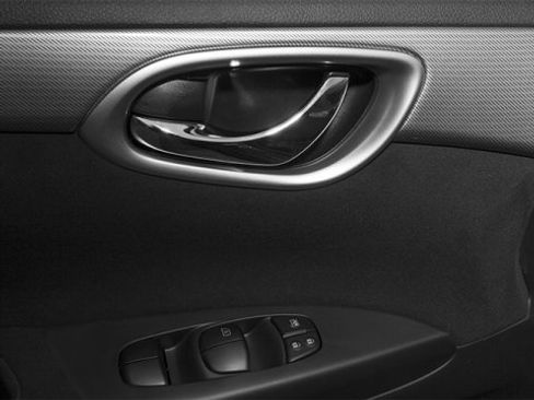 Used 2013 Nissan Sentra SR w/ Driver Pkg image 22