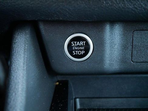 Certified 2023 Nissan Rogue S image 21