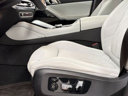 Used 2024 BMW X6 xDrive40i w/ Executive Package image 14