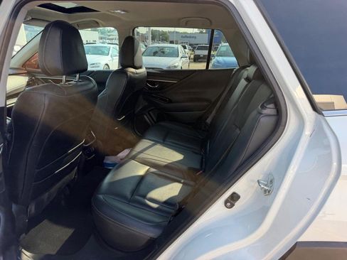 Used 2023 Subaru Outback Touring XT AWD/4WD image 9