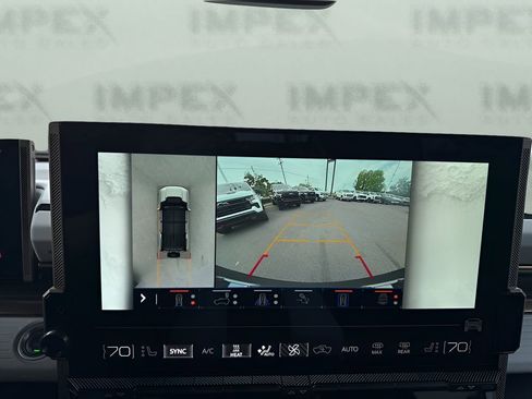 Used 2025 GMC Hummer EV 3X AWD/4WD image 21