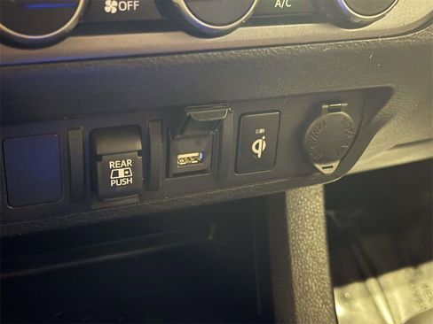 Used 2023 Toyota Tacoma TRD Sport image 25