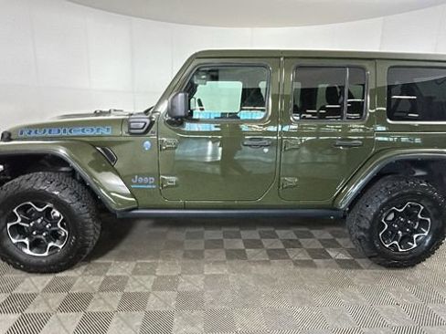 Used 2023 Jeep Wrangler Unlimited Rubicon 4xe w/ Cold Weather Group AWD/4WD image 6