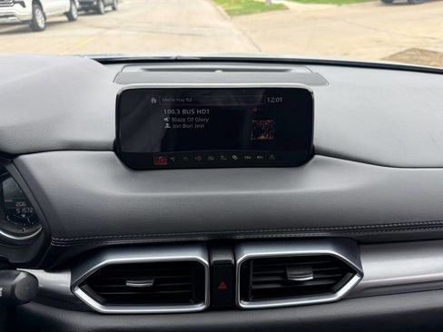 Used 2017 MAZDA CX-5 Touring image 18