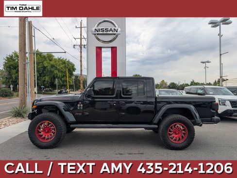 Used 2022 Jeep Gladiator Rubicon w/ LED Lighting Group AWD/4WD image 1