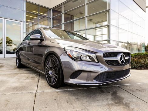 Used 2018 Mercedes-Benz CLA 250 w/ Premium Package image 4