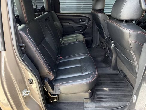 Used 2022 Nissan Titan PRO-4X w/ Pro-4x Convenience Package AWD/4WD image 19