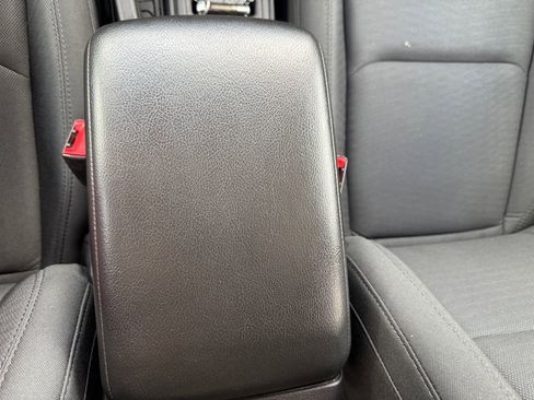 Used 2019 Jeep Wrangler Unlimited Sport S AWD/4WD image 37