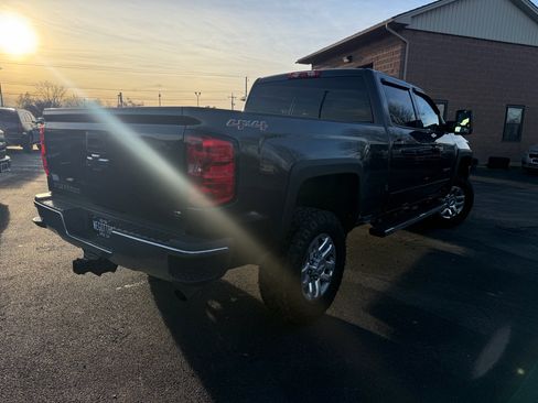 Used 2016 Chevrolet Silverado 2500 LT w/ LT Convenience Package image 5