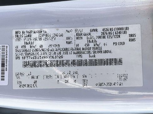 Used 2017 Ford F250 Lariat w/ Lariat Value Package image 32