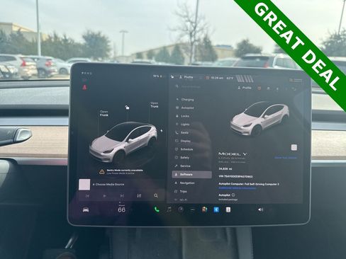 Used 2023 Tesla Model Y Long Range image 23