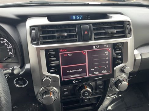 Certified 2024 Toyota 4Runner SR5 image 27