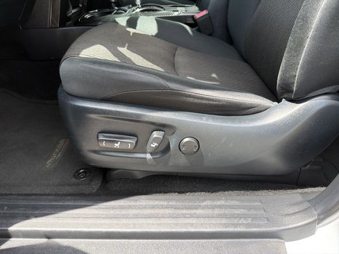 Certified 2024 Toyota 4Runner TRD Off-Road image 20