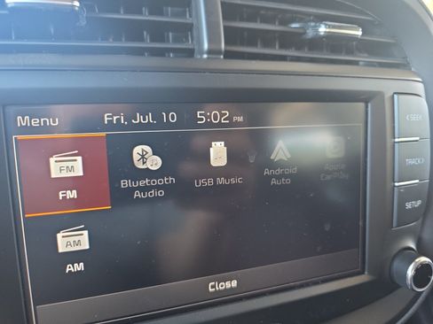 Certified 2025 Kia Soul LX w/ LX Technology Package FWD image 14