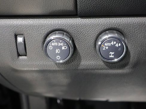 Used 2022 GMC Canyon Denali w/ Denali Black Edition Package AWD/4WD image 32