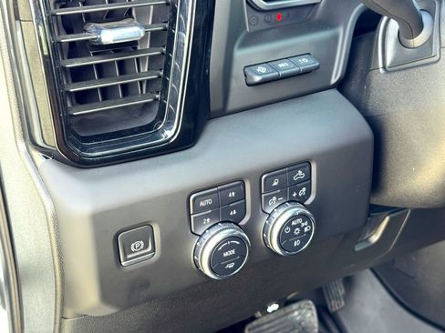 Used 2024 GMC Sierra 2500 AT4 w/ AT4 Premium Plus Package image 15