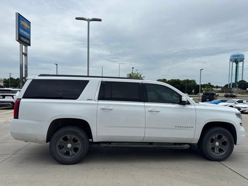 Used 2016 Chevrolet Suburban LT AWD/4WD image 3