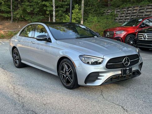 Certified 2023 Mercedes-Benz E 350 4MATIC Sedan w/ Premium Package image 4