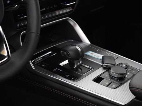 Certified 2025 MAZDA CX-70 Plug-In Hybrid w/ Premium Plus image 23