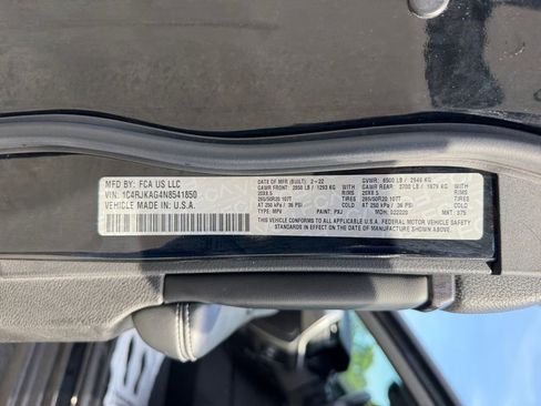 Used 2022 Jeep Grand Cherokee L Laredo AWD/4WD image 30