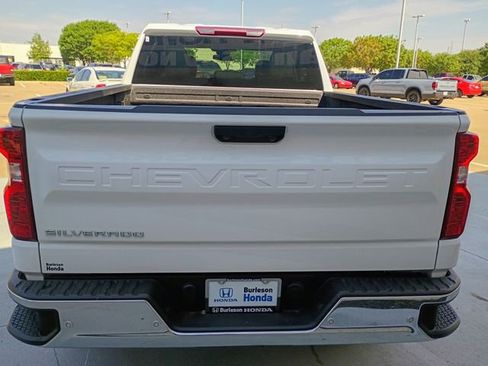 Used 2025 Chevrolet Silverado 1500 W/T w/ WT Safety Package AWD/4WD image 15