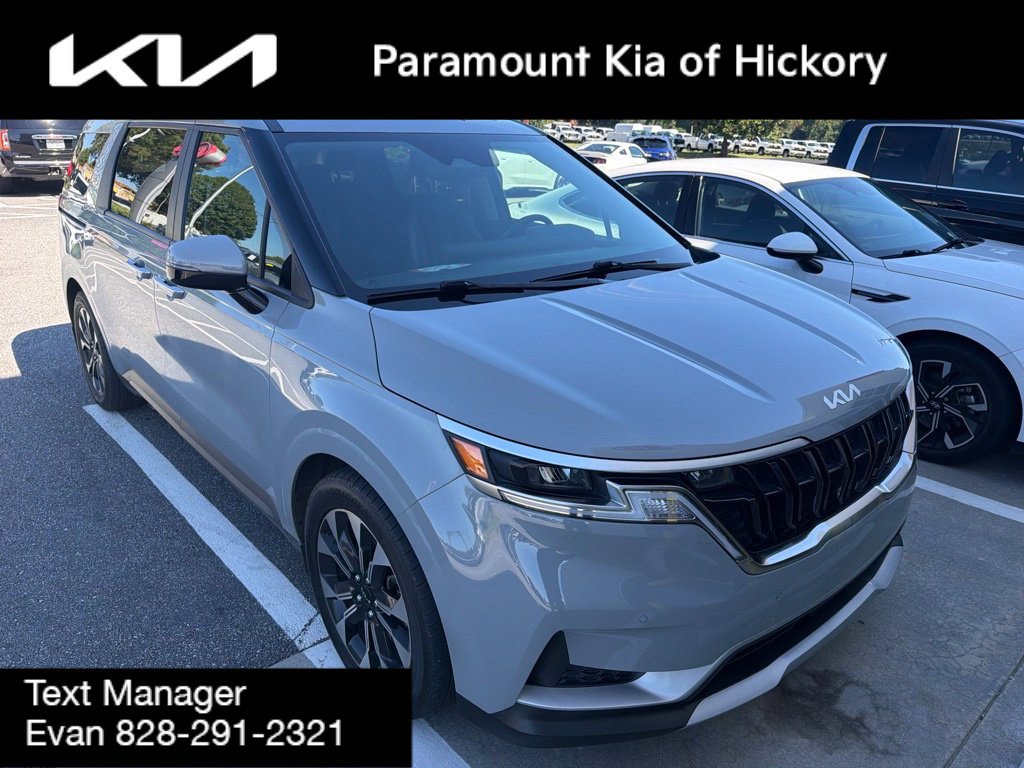 Used 2024 Kia Carnival EX FWD image 1