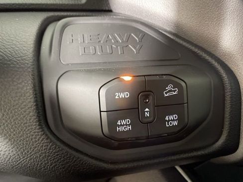 New 2025 RAM 2500 Big Horn AWD/4WD image 31