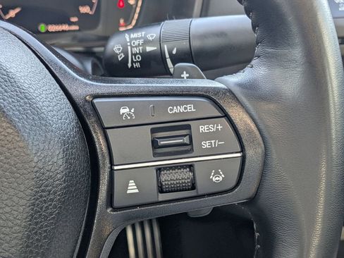 Used 2025 Honda Accord Sport image 25