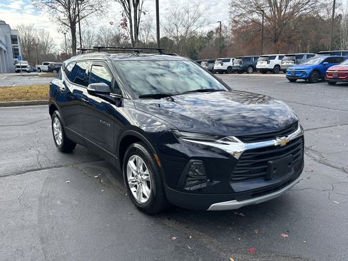 Certified 2020 Chevrolet Blazer LT image 3