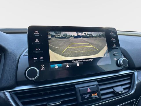 Used 2019 Honda Accord Sport image 22