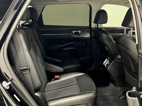 Used 2021 Kia Sorento SX AWD/4WD image 35