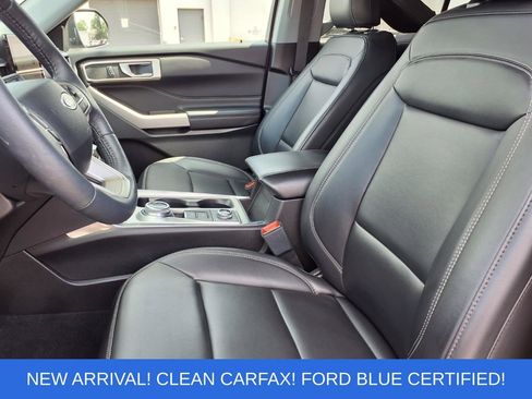 Used 2024 Ford Explorer XLT w/ Equipment Group 202A AWD/4WD image 3
