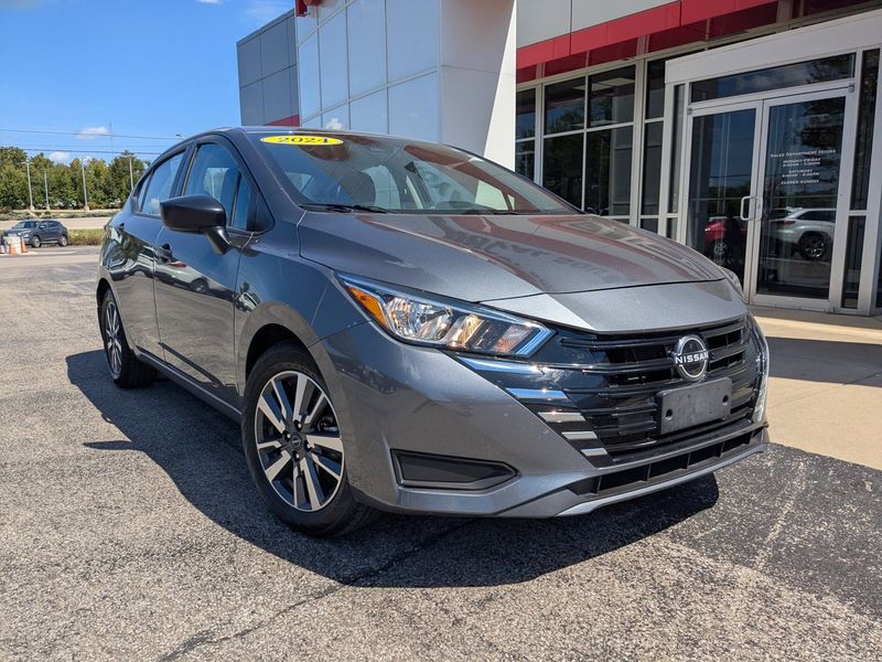 Used 2024 Nissan Versa S w/ S Plus Package image 1