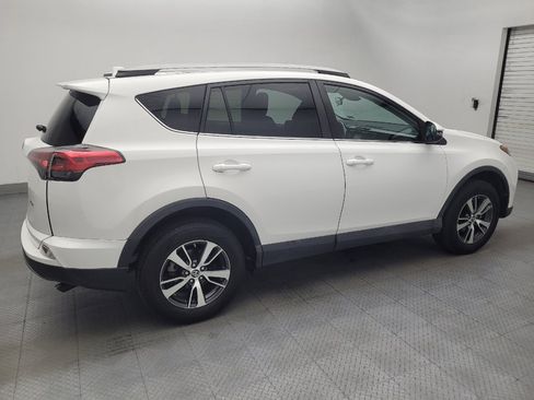 Used 2018 Toyota RAV4 XLE FWD image 10