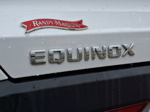 Used 2025 Chevrolet Equinox LT FWD image 30