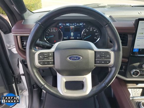 Used 2023 Ford Expedition Limited image 26