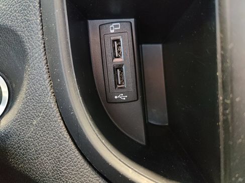 Used 2021 Mercedes-Benz Metris image 38
