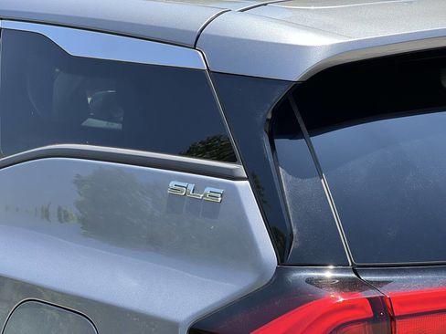 Used 2020 GMC Terrain SLE image 7