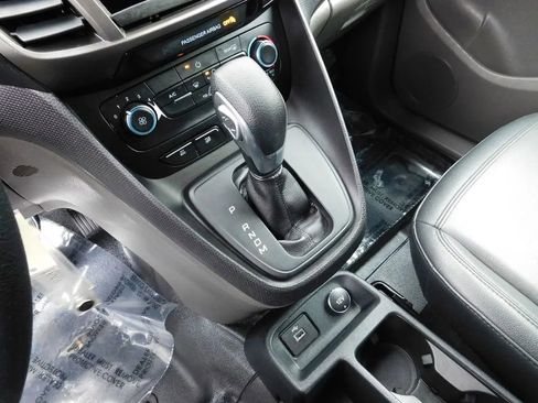Used 2019 Ford Transit Connect XL image 19