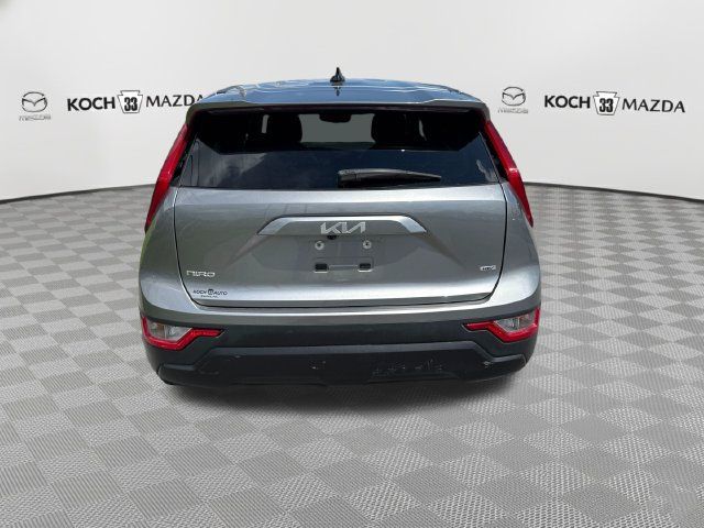 Used 2023 Kia Niro LX FWD image 9