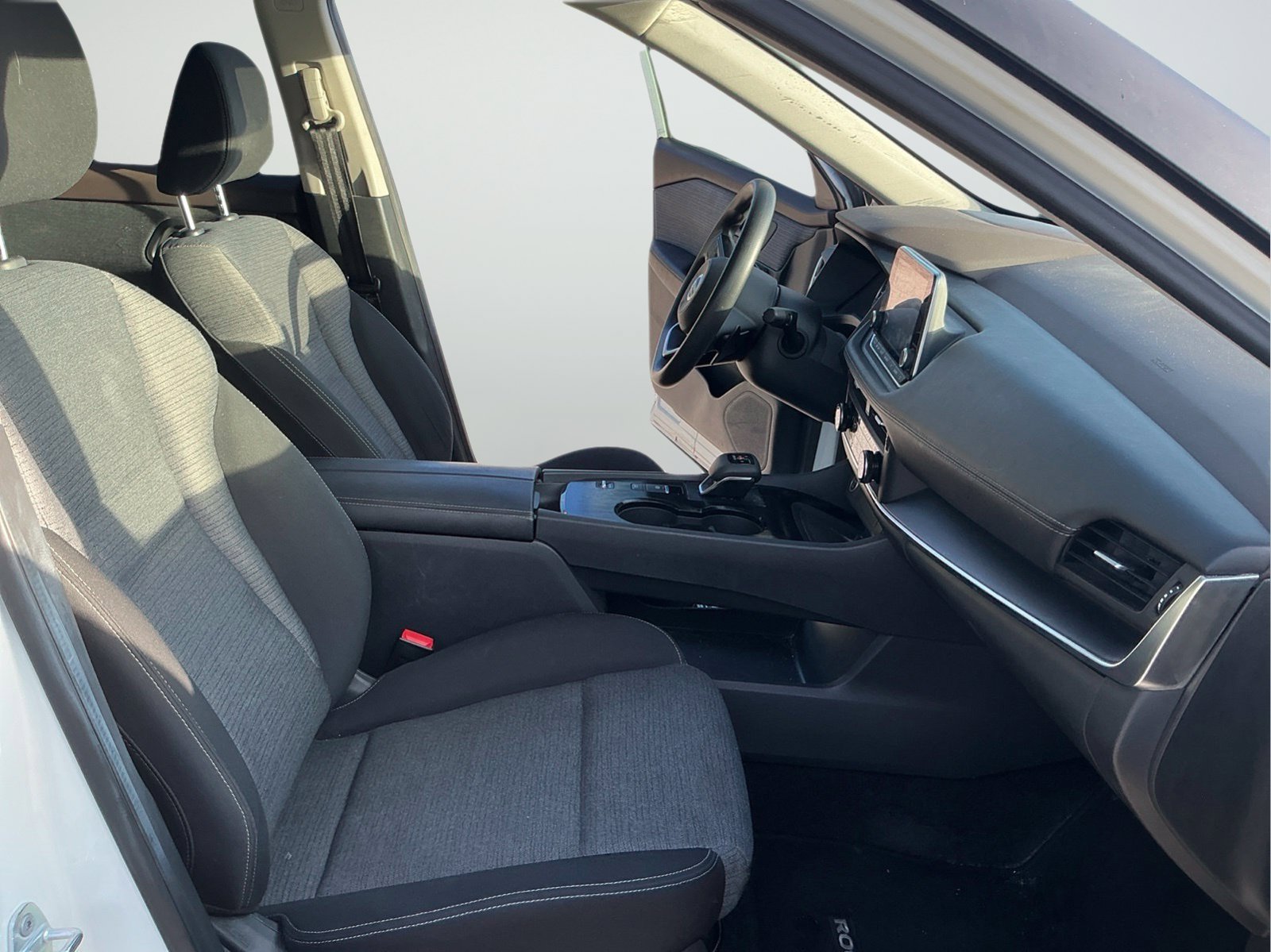 Certified 2021 Nissan Rogue S FWD image 13