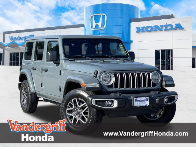 Used 2024 Jeep Wrangler Unlimited Sahara AWD/4WD image 1