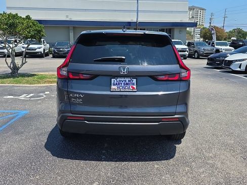 Certified 2025 Honda CR-V EX image 5