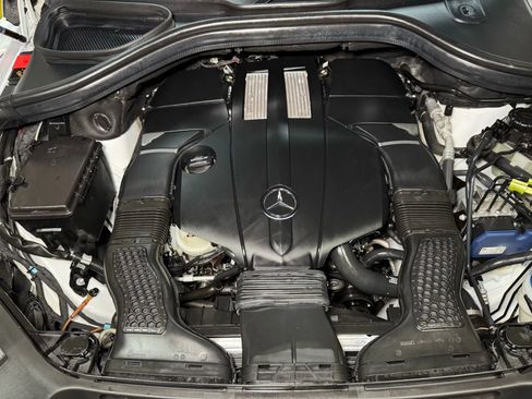 Used 2016 Mercedes-Benz GL 450 4MATIC image 58