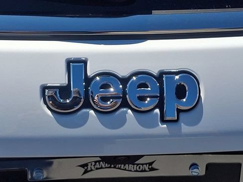 New 2026 Jeep Compass Latitude AWD/4WD image 11