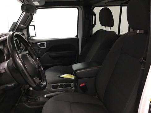 Used 2022 Jeep Gladiator Sport AWD/4WD image 10