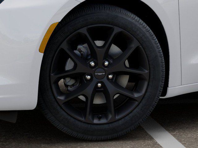 New 2027 Chrysler Pacifica Select AWD/4WD image 8