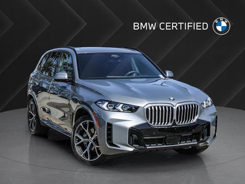 Certified 2025 BMW X5 xDrive40i w/ M Sport Package AWD/4WD image 1