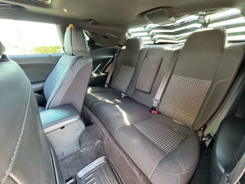 Used 2018 Dodge Challenger R/T w/ Cold Weather Group RWD image 9