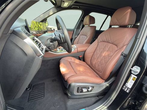 Used 2026 BMW X5 xDrive40i w/ Climate Comfort Package AWD/4WD image 6